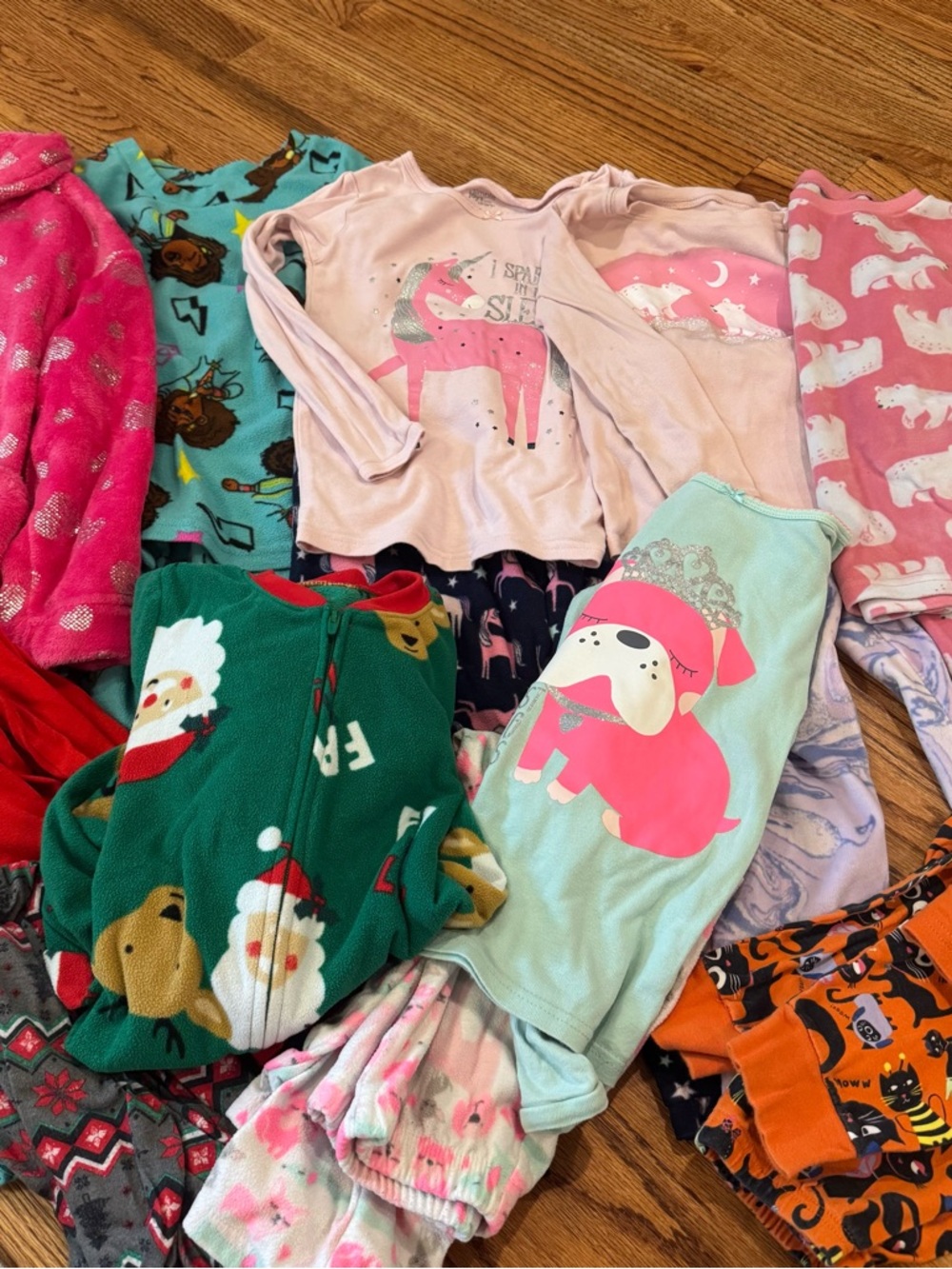 Girls size 6 winter pajamas